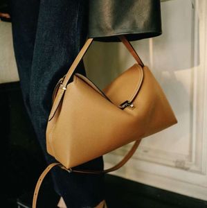 2024 Tote Bags Cloud Clutch Bag Lager Handle Tote Designer Handbag Women Luxury Cow Leather Shoulder Evening Crossbody Purse Messenger Handbags