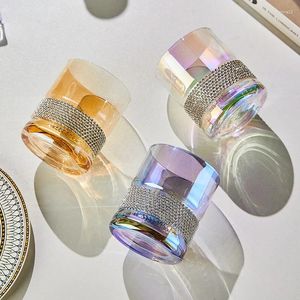 Vinglas med diamantglas färgglad kopp whisky vatten cocktail kristall koppar dricka