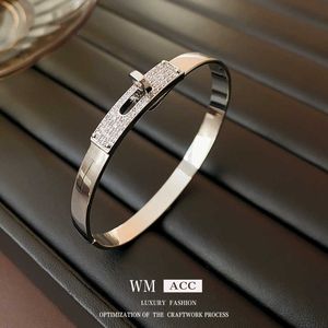 H bracelet Real Gold Electroplated Zircon Stone Cold Wind Buckle Bracelet Fashion Versatile Bracelet Light Luxury High Grade Handicraft for Women