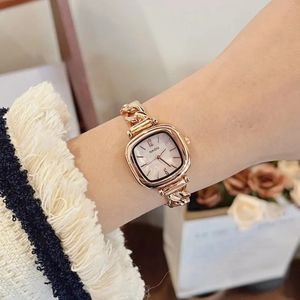 Moda Women Watches Luxury Sea Blue Fritillaria Small Square Dial Dial Watch Metal Bracelet Strap Watches Rellojes Para Mujer 240322