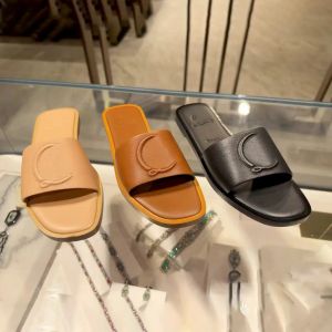 10a toppkvalitet tofflor designer sandal kvinnor mule röda lyxiga skjutreglage sommar inomhus skor botten män sandale 2024 ny stil tjej loafer damer glid brun platt sko