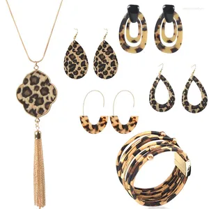 Серьги ожерелья устанавливают 10 шт. Леопардовые ювелирные изделия для женщин кожаный браслет Акриловый обруч капля свисает длинная кисточка Лео