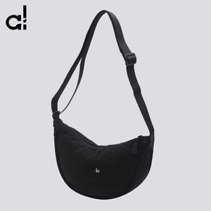 Saco de bolsas de bolinho de bolsa crossbody do mesmo estilo, saco de nylon ajustável multifuncional de lazer para axilas de homens e mulheres