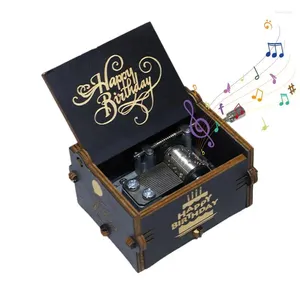 Dekorativa figurer Trähandvev Musiklåda Handdriven Happy Birthday Musical Instrument Vintage och handskuren för familjälskare