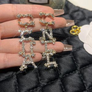 Luksusowe kolczyki złotej obręczy dla kobiety projektantka Dangle Ear Studs marka urok biżuteria prosta ucha Boguń Lady Party Miłośnicy ślubne Prezent A852