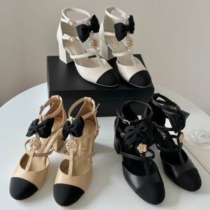 Novo salto robusto de verão para sandálias femininas arco Camellia decorou o estilo de celebridade altura de 7,5 cm com caixa de sapatos