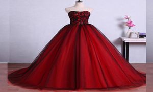 2019 Röd och svart bollklänning balklänning älskling ärmlösa pärlor spetskorsett laceup bak tyll kvällsfest klänningar skräddarsydd 3590827