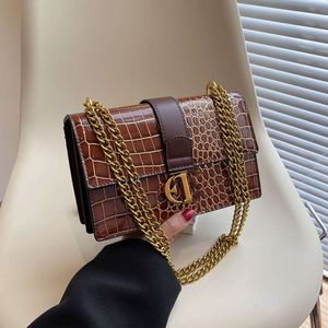 جديد عالي الجودة طبقة مزدوجة أكياس صغيرة سلسلة مربعة حزام كروس كتف واحد رفرف القفل Buckle Women's Women