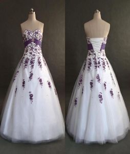 Abiti da sposa bianchi e viola di alta qualità dalla Cina Sweetheart Necline Exquisite Recamite Aline Corse da sposa ALINE corsetto 2879173