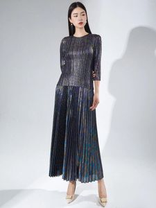 Work Dresses Miyake Fold 2024 Unique Set Skirt Metallic Vintage T-shirt Blouse Casual Temperament Two-piece