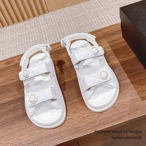 Designer sandal for Womens hook & loop sandal Women Sandals Designer casual slippers outer wear printed buckle flat sandals indoor and outdoor shoes sizes 35-42 +box