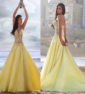 Lindos vestidos formais de cetim de tule de tule com apliques de renda amarela Veja através de vestido de praia de baile aline vestidos de noite 7945362