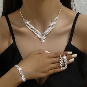 Серьги по ожерелью набор 4PCS Свадебные женские ювелирные украшения для розыгрыша браслет аксессуары для свадебных платьев