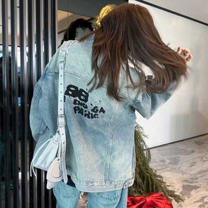 Дизайнерская футболка рубашка High Edition Family Double Graffiti H-Painted Print Print Ins Net Red Unisex Denim Jacket для мужчин Женщины