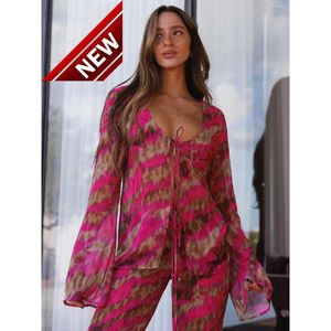 2024 Neue Modedesigner sexy Bikini Sets billig Frauen 4 Stück Bikini Frauen Badeanzug weiblicher sexy Strandbekleidung Schwimmanzug Bade-Set Biquini Cover-ups Hosen