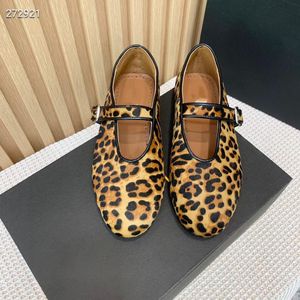 sapatos de grife feminino marca plana marca de candália de candal de luxo tênis de balé genuíno tamanho de couro 35 a 41 cores brancas pretas Preço de atacado de entrega rápida