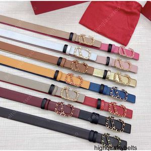 Designer Belt Woman Woman Luxury Belt Cowskin mais vendido ceintures luxuoso feminino de alta qualidade letra de fivela de fivela de fivela 3.0cm VC2N