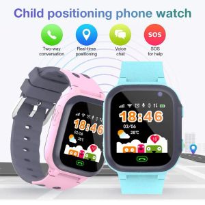 Armbänder Kinder Smart Watch GPS WiFi Videoanruf SOS IP67 wasserdichte Kinder -Smartwatch mit Light Camera Monitor Standort Tracker Dropship