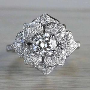 Wedding Rings 2024 Light Luxury Wind Ring Full Of Exquisite Zircon Flower Female All-match Wear Jewelry F1449