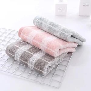Towel Checkered Washcloth For Bathroom Soft And Comfortable Face Absorbent Pure Hand Cleaning Hair Shower Cotton