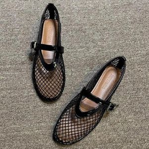 Сандалии сетчание квартиры женские туфли для обуви лето 2024 г. Дизайнерская ходьба для пляжей дизайнерские платья комфорт Retro zapatillas женщины