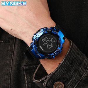 ساعة معصم Synoke Men يشاهد الأزياء الرياضية الرياضية الإلكترونية Wristwatch كبيرة الاتصال الهاتفي متعدد الوظائف على مدار الساعة