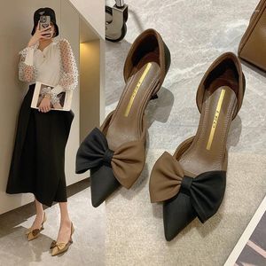 Kleiderschuhe mischen Farbe Bowtie High Heels Frauen zweiteilige dünne Pumpen Frau spitzer Zehen elegant Slip-on Party Ladies