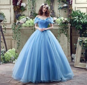 Perfekta quinceanera klänningar blå off axel organza debutante sweet 16 flickor maskerad bollklänningar för tonåringar med fjäril1282578