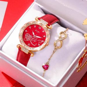 Zegarek dla damskiej zegarki Zestaw mody Casual Red Quartz Gold Bransoleta