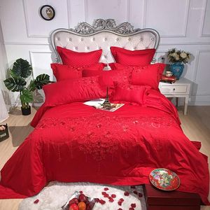 Conjuntos de cama 2024 Tampa de bordado de luxo Tampa de bordado grosso conjunto de espalhamento Red para casamento 4/6/9pcs