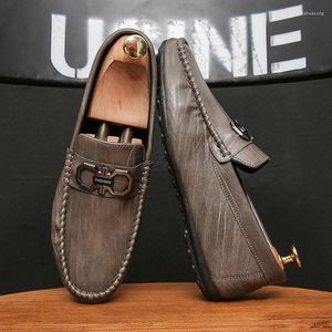 Lässige Schuhe Sommer atmungsaktiver Trend koreanische Lederschuh Mode vielseitige Männer Original Zapatilla de Hombre