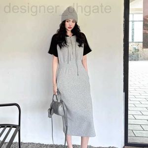 Basic & Casual Dresses designer Chaopai 2024 Early Spring New Chest Logo Back Letter Print Decoration Fashionable Hooded Waist Hoodie Long Dress GVJZ