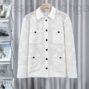 Kvinnors stickor Tees Designer 2024 Spring and Autumn Season Fashion Lazy Style Wear Breable Mesh Brodered Cardigan Loose Coat Elegant Ale2