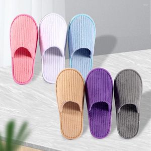 Slippers Men Women Homem de alta qualidade Home Guest Use 3 Pars El Travel Disponível Inverno A quente casa Spa