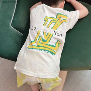 T-shirty Kids T Shirt Summer Ubrania dla niemowląt Krótkie zobacz Tter Tter drukowane dzieciak designerskie topy chłopcy dziewczęta