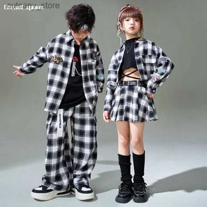 女の子のドレスボーイズヒップホップ格子縞のシャツカーゴパンツ女の子ストリートダンスレトロジャケットスカートチルドレンストリートウェア服セットキッズジャズコスチュームL240402