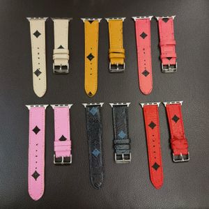 Designer MC Apple Watch Strap 45mm 42mm 38mm 40mm 44mm Iwatch Bands Strapas de couro Fashion Fashion Flor Branca Pulseira Iwatch Series 8 7 6 5 4 3 2 SE