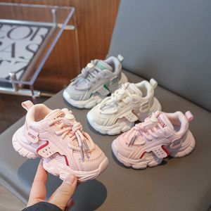 HBP bez marki 2024 Spring New Childrens Buty podwójnie oddychane dziewczyny buty sportowe Modne miękkie podeszwy chłopców buty do biegania