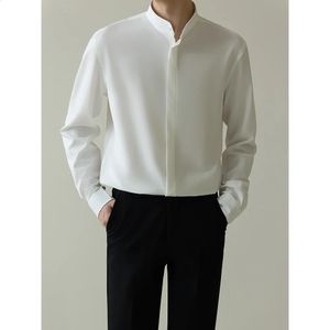 Ice Silk White Shirt Men Stand Collar Autumn Mature Korean Noiron Drape Business Button Långärmad skjortor för 240329