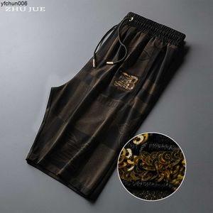 Summer New Casual Shorts Mens Stamping Drukowanie cienkie spodnie modowe osobowość haft z koralikami capris {kategoria}