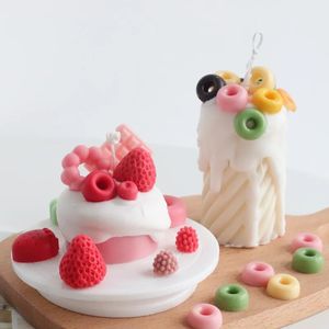 Uma variedade de combinação de bolo de chuveiro fruteiro morango amor Diy aromaterapia vela molde de silicone decorativo
