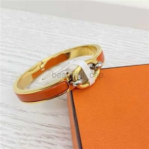 Bracelets for woman designer bangle bracelet women's pig nose senior sense exquisite gold bracelets for men enamel temperament gold bangle FF2772