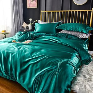 4pcs Soft liso Cama de cama de cetim Luxury Queen King Size Bedding Set Sold Color Bed Sheet Quilt Duvet Capa travesseiro 240418