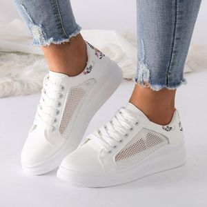 Freizeitschuhe Keile Plattform Leisure Summer Sport Air Mesh laufen atmungsaktive Modestudentin Teenagers College Sneaker