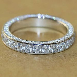 Długi pierścień Rui jest pełen kamieni cyrkonu diamentów i pierścieni damskich z srebrną biżuterią. To wszechstronne akcesorium