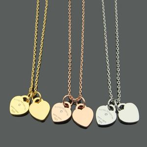 Designer Brand Asian Gold Jewelry T-Letter Double Peach Heart Single Diamond Necklace Womens Love