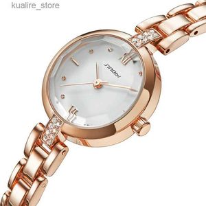 Kvinnors klockor Sinobi nya kvinnor es Fashion Design Golden Liten Dial Waterproof Quartz Wrufor