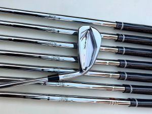 JPX923 SET FORGEGE INTEREGNO CECCHE GOLF con albero in acciaio e copertura per la testa (5-9pg)