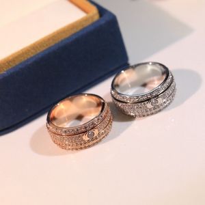 Nowa moda prosta para europejskiego i amerykańskiego pierścionka czteroosobowa pierścionek Diamond Fashion Prosty damski pierścień