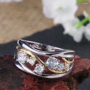 Bröllopsringar Två ton guld silver färg fingerring för kvinnor modeform kubik zirkoniume lady engagemang smycken